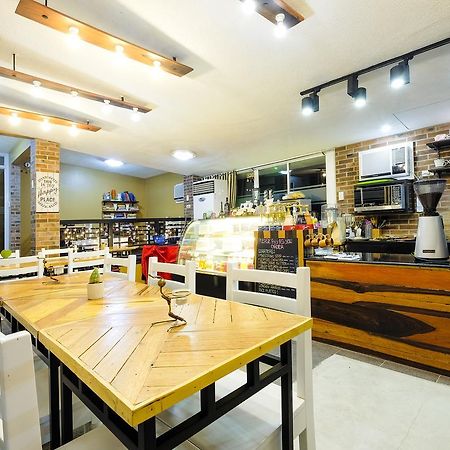 Japi Hotel - Annex Кауаян Екстер'єр фото